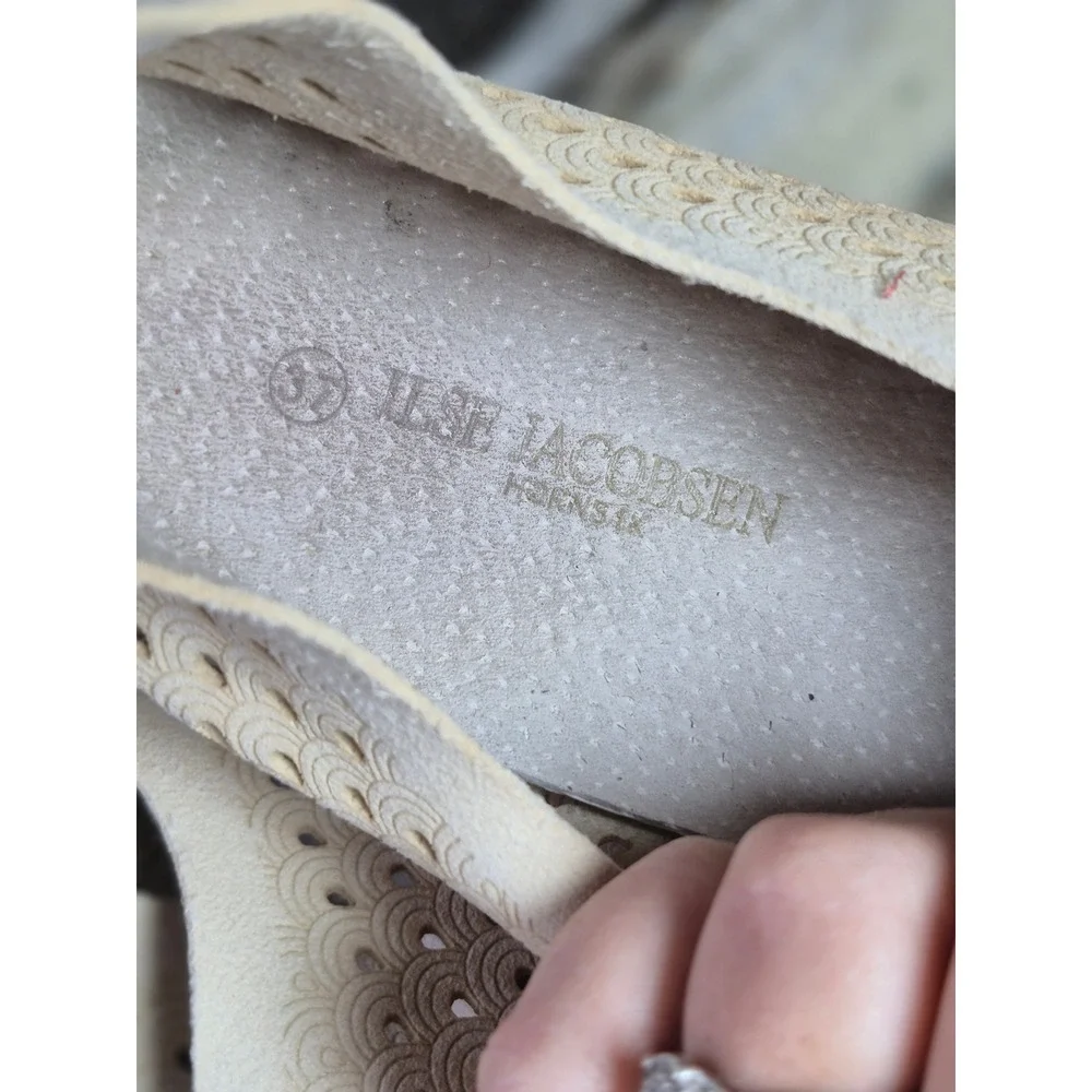 Ilse Jacobsen Tulip 139 Perforated Slip‎ On Shoes Cream Beige EU 37  Womens